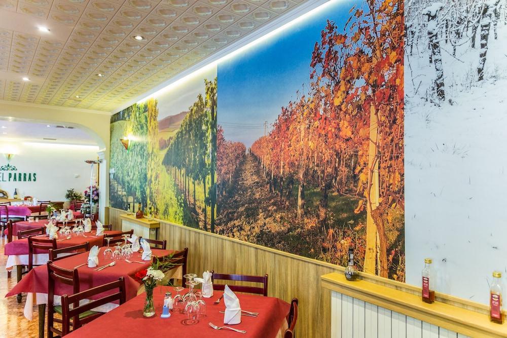 Hotel Parras Арнедильо Экстерьер фото