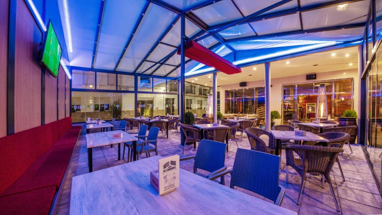 Hotel Parras Арнедильо Экстерьер фото